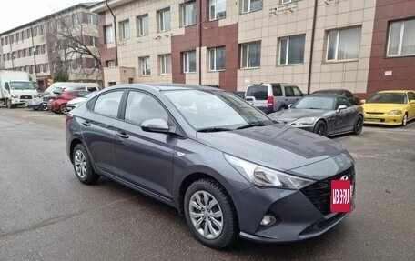 Hyundai Solaris II рестайлинг, 2022 год, 1 790 000 рублей, 4 фотография