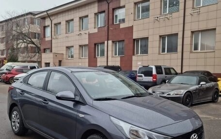 Hyundai Solaris II рестайлинг, 2022 год, 1 790 000 рублей, 5 фотография