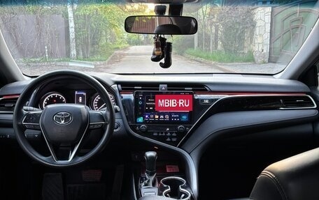 Toyota Camry, 2019 год, 2 690 000 рублей, 9 фотография