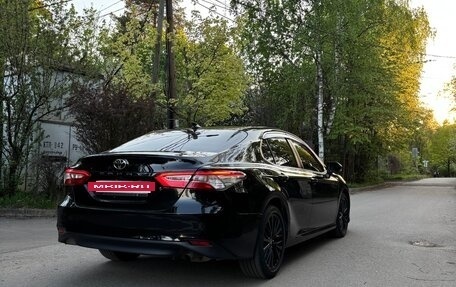 Toyota Camry, 2019 год, 2 690 000 рублей, 4 фотография