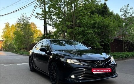 Toyota Camry, 2019 год, 2 690 000 рублей, 3 фотография