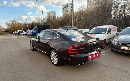 Volvo S90 II рестайлинг, 2017 год, 3 350 000 рублей, 6 фотография