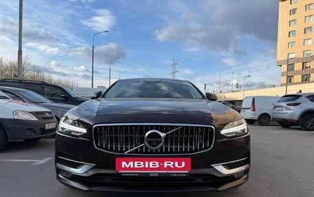 Volvo S90 II рестайлинг, 2017 год, 3 350 000 рублей, 10 фотография