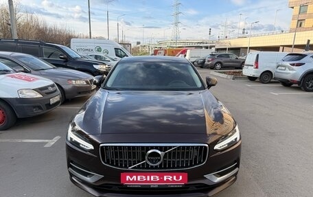 Volvo S90 II рестайлинг, 2017 год, 3 350 000 рублей, 9 фотография