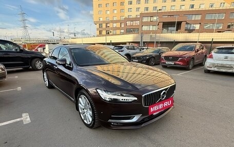 Volvo S90 II рестайлинг, 2017 год, 3 350 000 рублей, 8 фотография