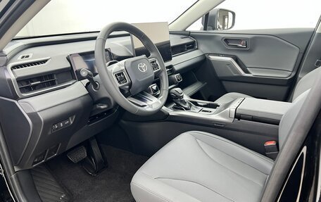 Toyota RAV4, 2026 год, 4 699 000 рублей, 29 фотография