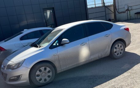Opel Astra J, 2013 год, 790 000 рублей, 4 фотография