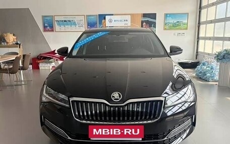 Skoda Superb III рестайлинг, 2023 год, 2 036 125 рублей, 3 фотография
