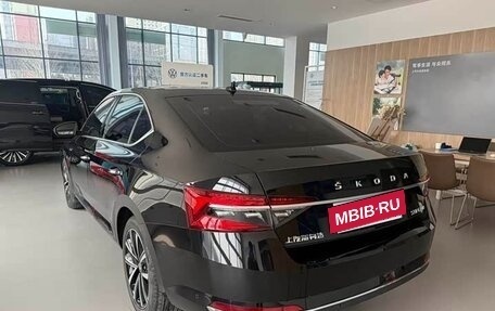Skoda Superb III рестайлинг, 2023 год, 2 036 125 рублей, 5 фотография