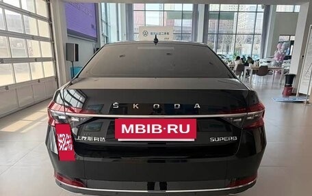 Skoda Superb III рестайлинг, 2023 год, 2 036 125 рублей, 4 фотография