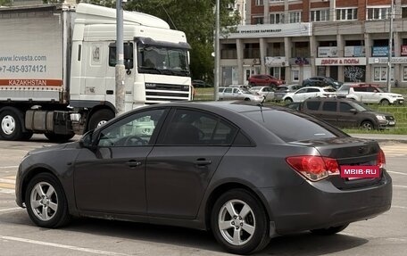 Chevrolet Cruze II, 2012 год, 680 000 рублей, 3 фотография