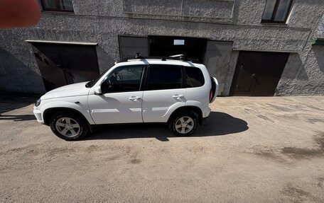 Chevrolet Niva I рестайлинг, 2019 год, 790 000 рублей, 4 фотография