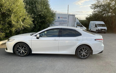 Toyota Camry, 2022 год, 3 490 000 рублей, 9 фотография