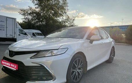 Toyota Camry, 2022 год, 3 490 000 рублей, 7 фотография