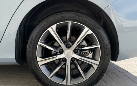 Geely Emgrand, 2023 год, 2 479 990 рублей, 21 фотография