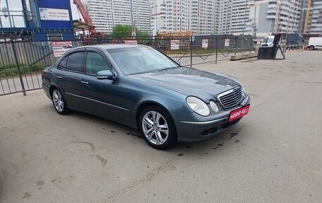 Mercedes-Benz E-Класс, 2005 год, 850 000 рублей, 1 фотография