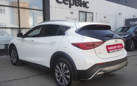 Infiniti QX30, 2017 год, 1 989 000 рублей, 7 фотография