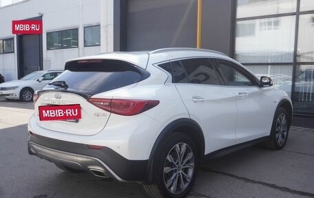 Infiniti QX30, 2017 год, 1 989 000 рублей, 5 фотография