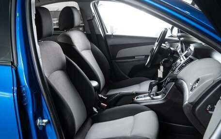 Chevrolet Cruze II, 2011 год, 640 000 рублей, 8 фотография