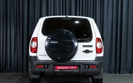 Chevrolet Niva I рестайлинг, 2014 год, 699 000 рублей, 4 фотография