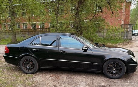 Mercedes-Benz E-Класс, 2004 год, 600 000 рублей, 11 фотография
