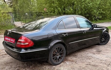 Mercedes-Benz E-Класс, 2004 год, 600 000 рублей, 5 фотография