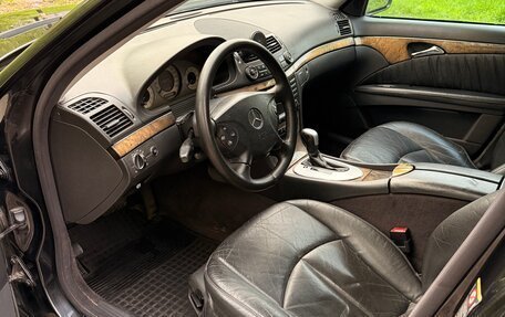 Mercedes-Benz E-Класс, 2004 год, 600 000 рублей, 22 фотография
