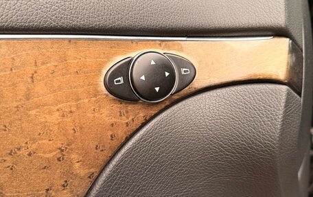 Mercedes-Benz E-Класс, 2004 год, 600 000 рублей, 24 фотография