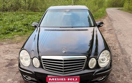 Mercedes-Benz E-Класс, 2004 год, 600 000 рублей, 16 фотография