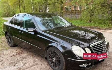 Mercedes-Benz E-Класс, 2004 год, 600 000 рублей, 14 фотография