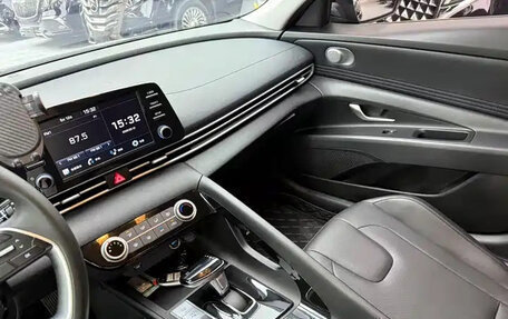 Hyundai Elantra, 2023 год, 1 500 010 рублей, 12 фотография