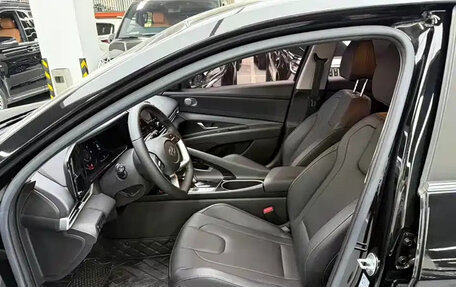 Hyundai Elantra, 2023 год, 1 500 010 рублей, 8 фотография