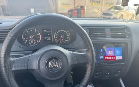 Volkswagen Jetta VI, 2013 год, 785 000 рублей, 12 фотография
