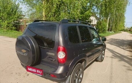Chevrolet Niva I рестайлинг, 2011 год, 650 000 рублей, 25 фотография