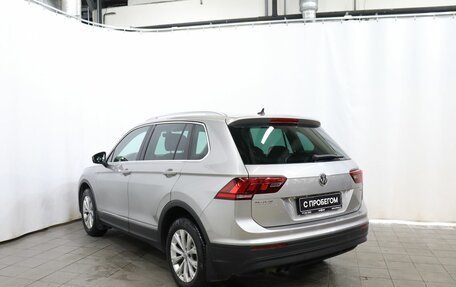 Volkswagen Tiguan II, 2017 год, 2 097 000 рублей, 6 фотография