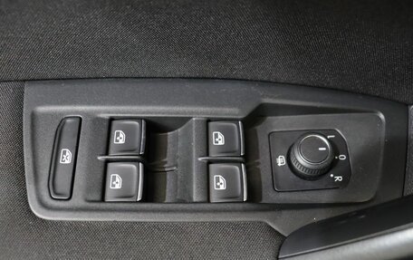 Volkswagen Tiguan II, 2017 год, 2 097 000 рублей, 11 фотография