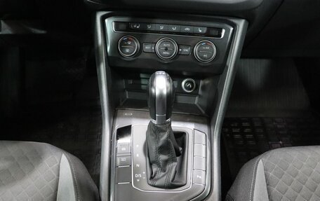 Volkswagen Tiguan II, 2017 год, 2 097 000 рублей, 18 фотография