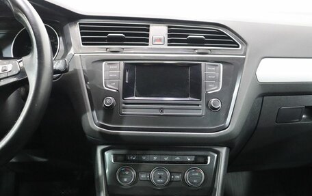 Volkswagen Tiguan II, 2017 год, 2 097 000 рублей, 19 фотография
