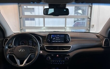 Hyundai Tucson III, 2019 год, 2 350 000 рублей, 9 фотография
