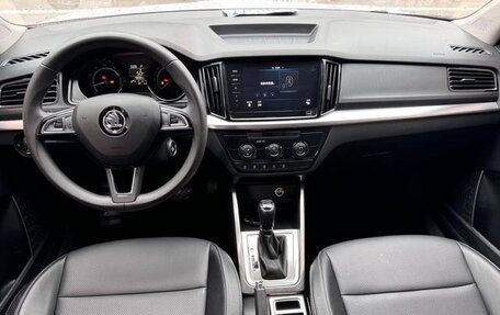 Skoda Kamiq I, 2022 год, 1 584 000 рублей, 6 фотография