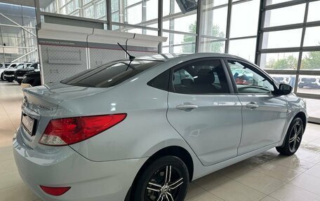 Hyundai Solaris II рестайлинг, 2013 год, 749 900 рублей, 4 фотография