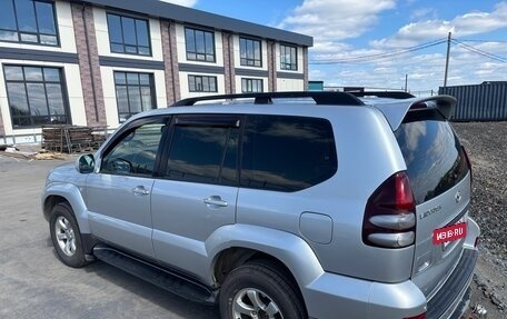 Toyota Land Cruiser Prado 120 рестайлинг, 2007 год, 1 850 000 рублей, 12 фотография