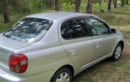 Toyota Platz, 2002 год, 350 000 рублей, 9 фотография