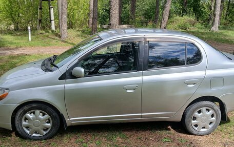 Toyota Platz, 2002 год, 350 000 рублей, 13 фотография