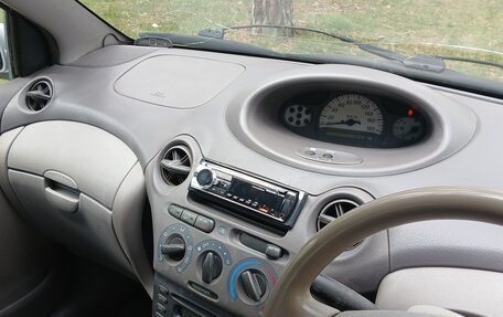 Toyota Platz, 2002 год, 350 000 рублей, 15 фотография