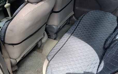 Toyota Platz, 2002 год, 350 000 рублей, 19 фотография