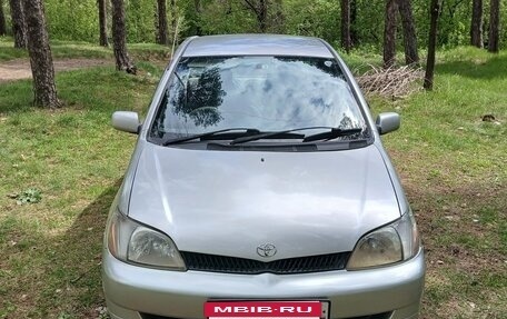 Toyota Platz, 2002 год, 350 000 рублей, 11 фотография