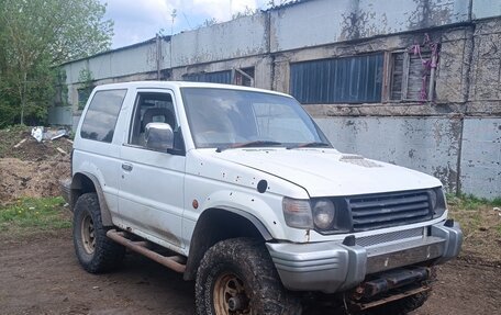 Mitsubishi Pajero III рестайлинг, 1995 год, 250 000 рублей, 2 фотография