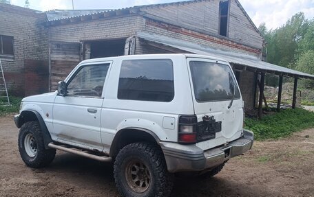 Mitsubishi Pajero III рестайлинг, 1995 год, 250 000 рублей, 3 фотография