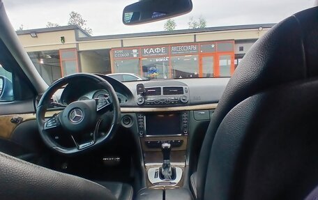 Mercedes-Benz E-Класс, 2005 год, 850 000 рублей, 9 фотография